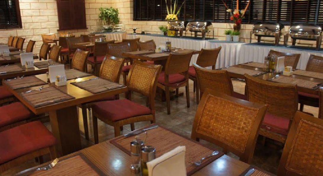 Dream Palace Hotel Дубай Екстер'єр фото